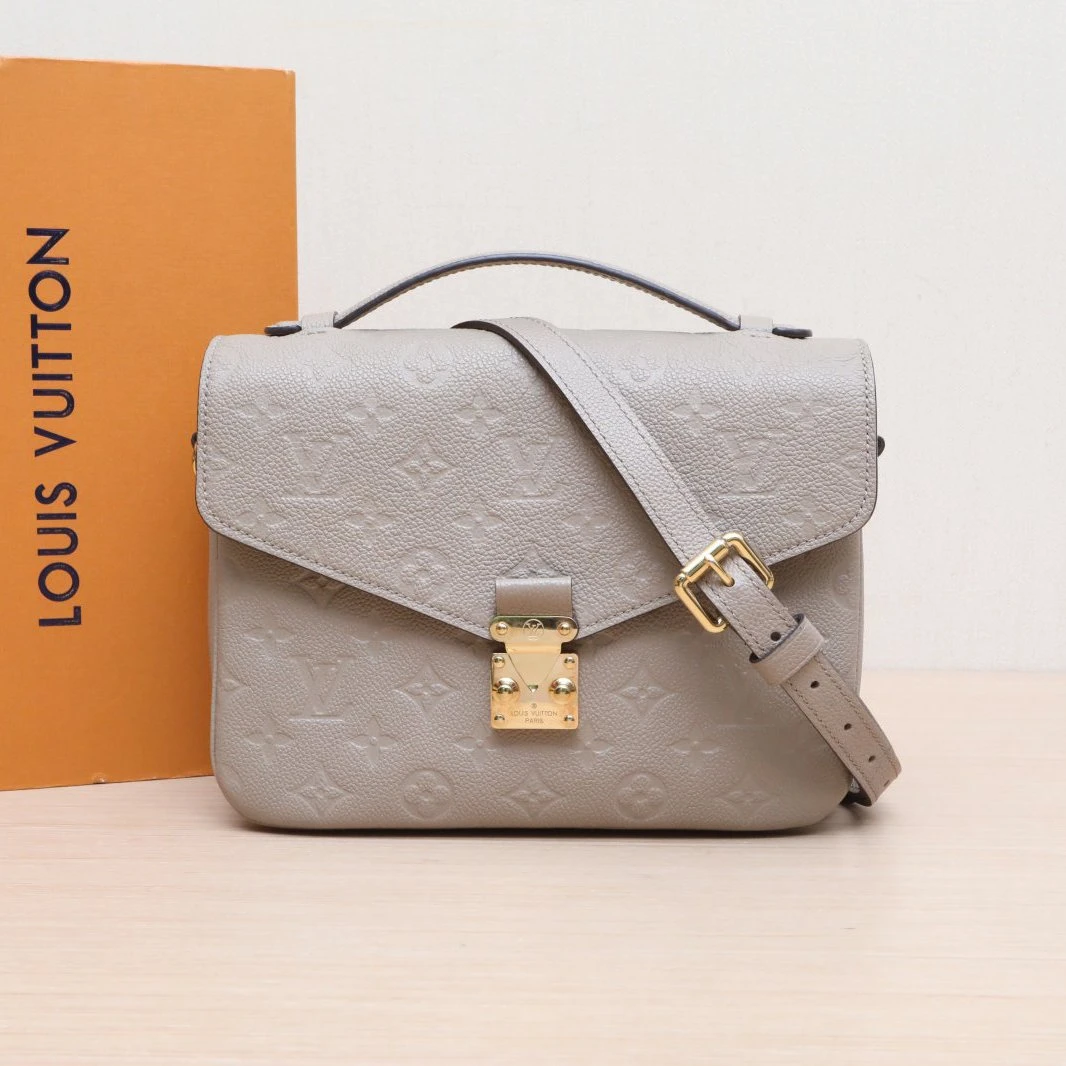 95新 LouisVuitton/路易威登 【娇】Metis邮差单肩包 P215360541