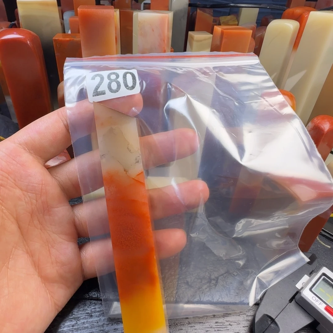 老挝石那*季uhkhjhkjkhjkjnj