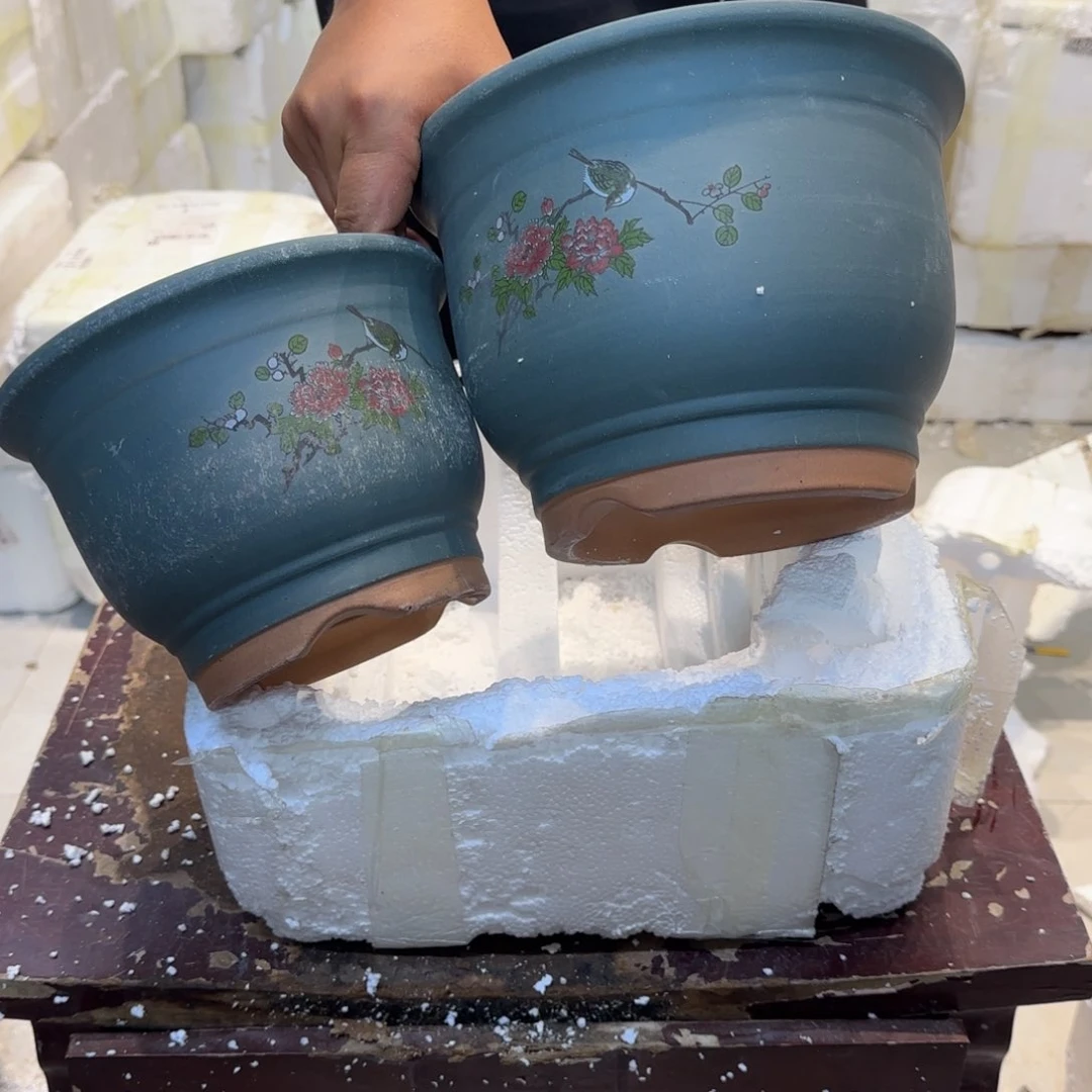 紫砂花盆瑕疵和瑕疵