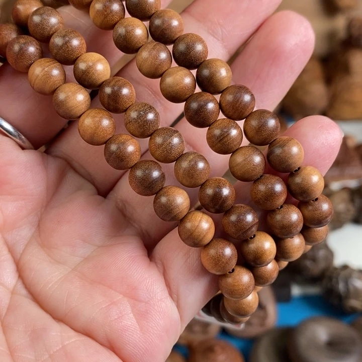 聪***来檀香木手串/手链老山檀香横纹沉水0.7*108搭配一体三通