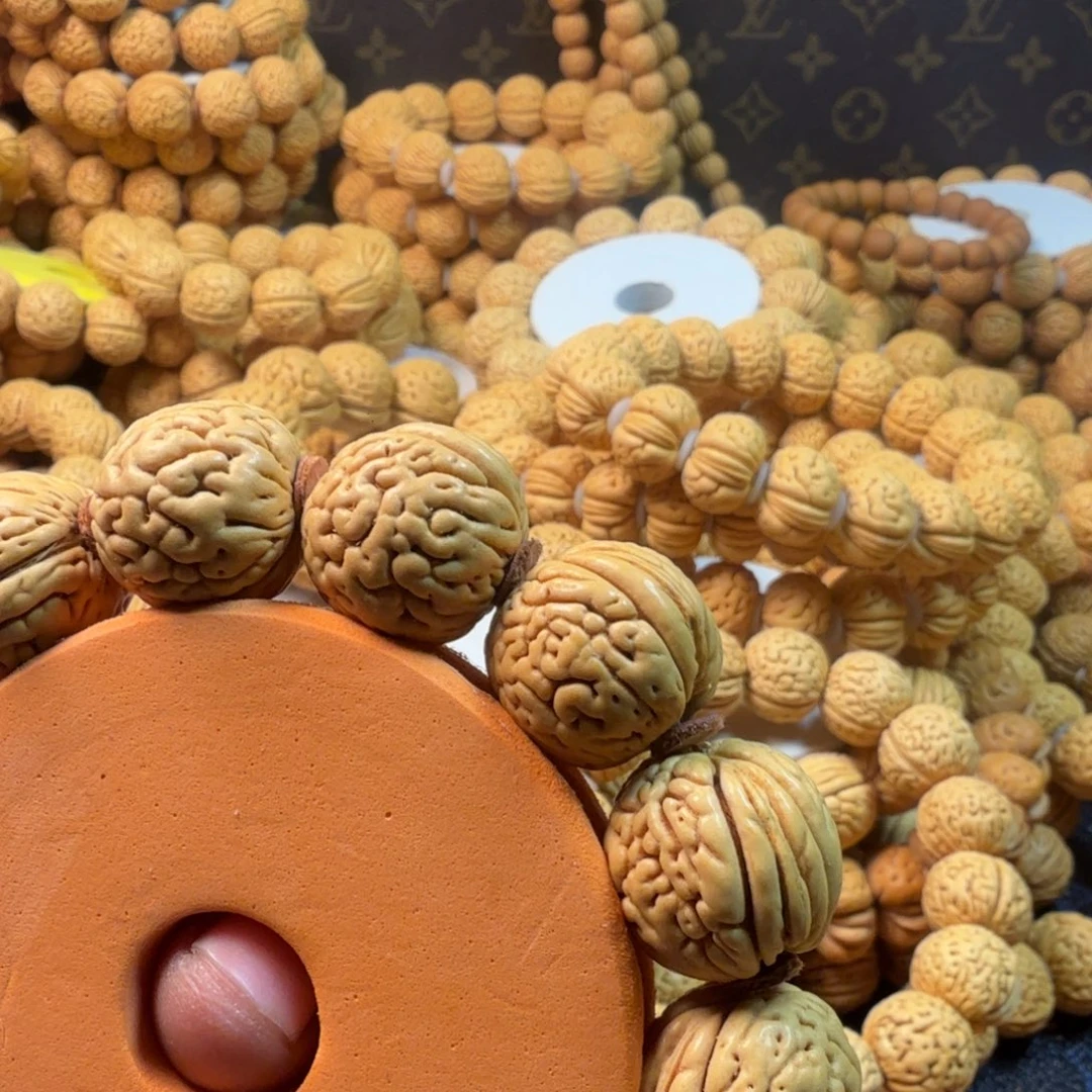 吊坠桃核盘锦肌肉