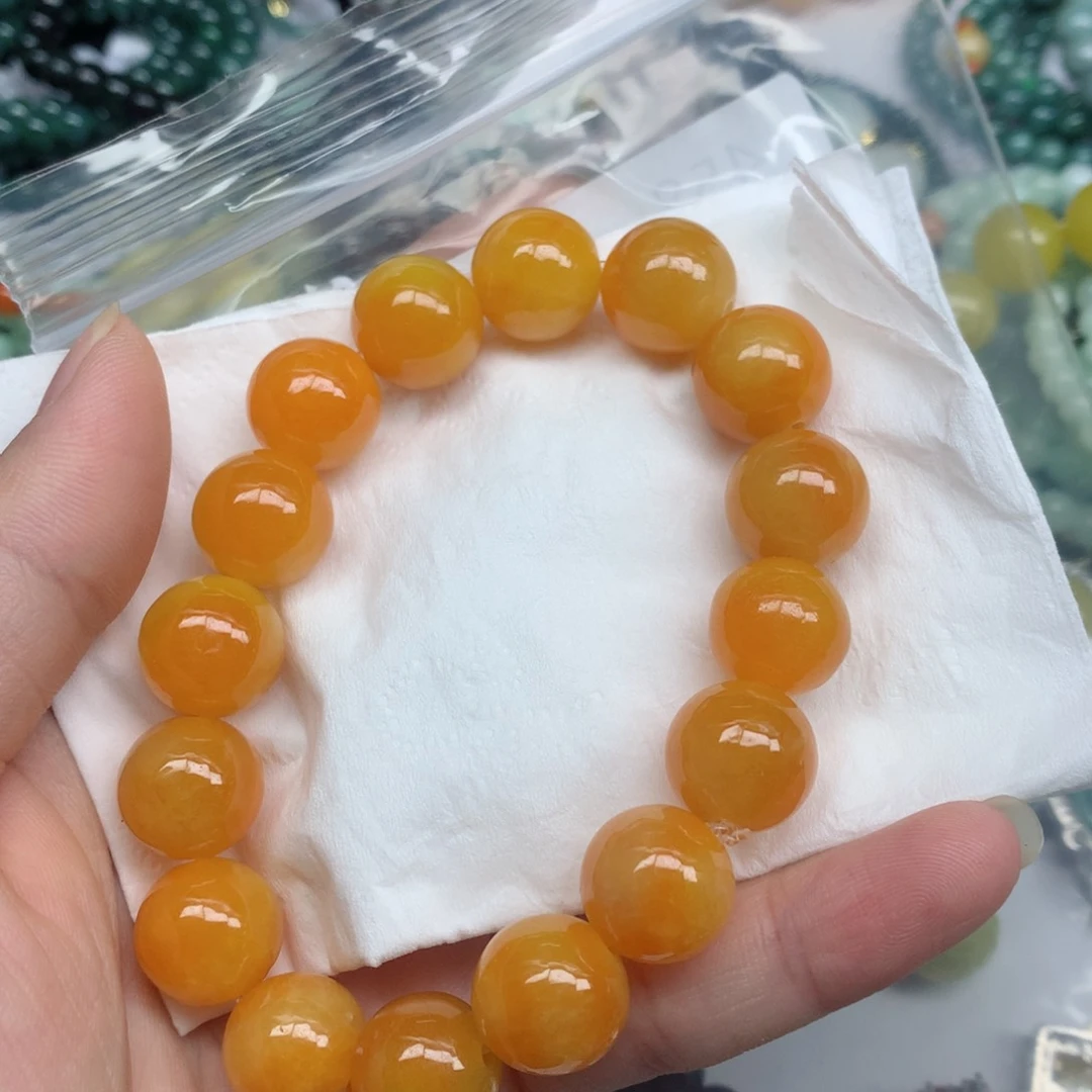 翡翠未镶嵌颈饰L**?翡翠