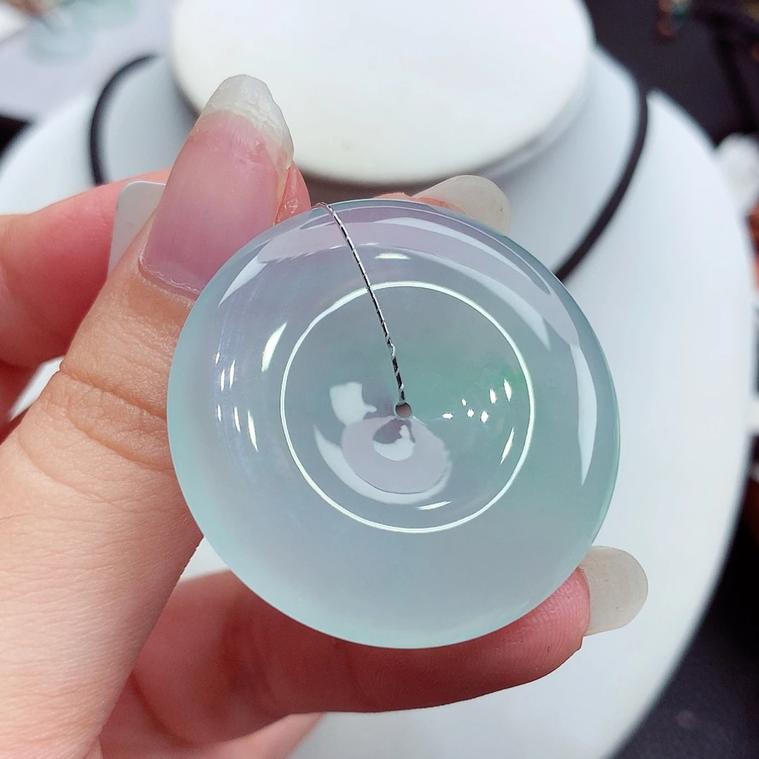 翡翠未镶嵌颈饰翡翠64，36.2/5.7