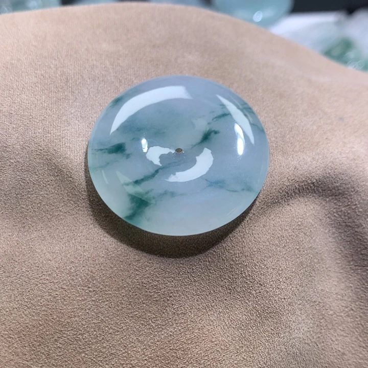 翡翠未镶嵌颈饰缅甸翡翠