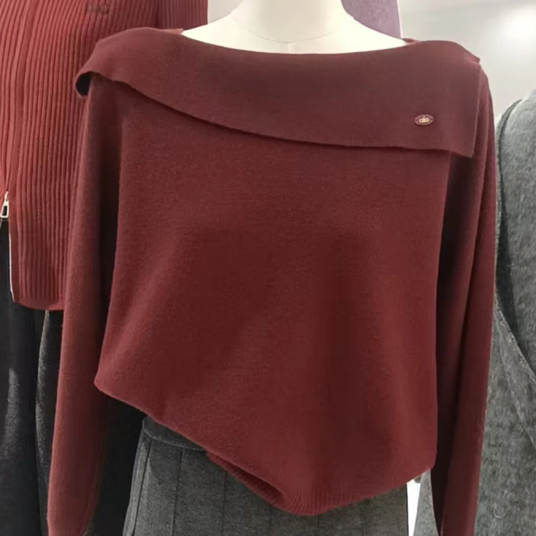 显瘦时尚设计款针织毛衣