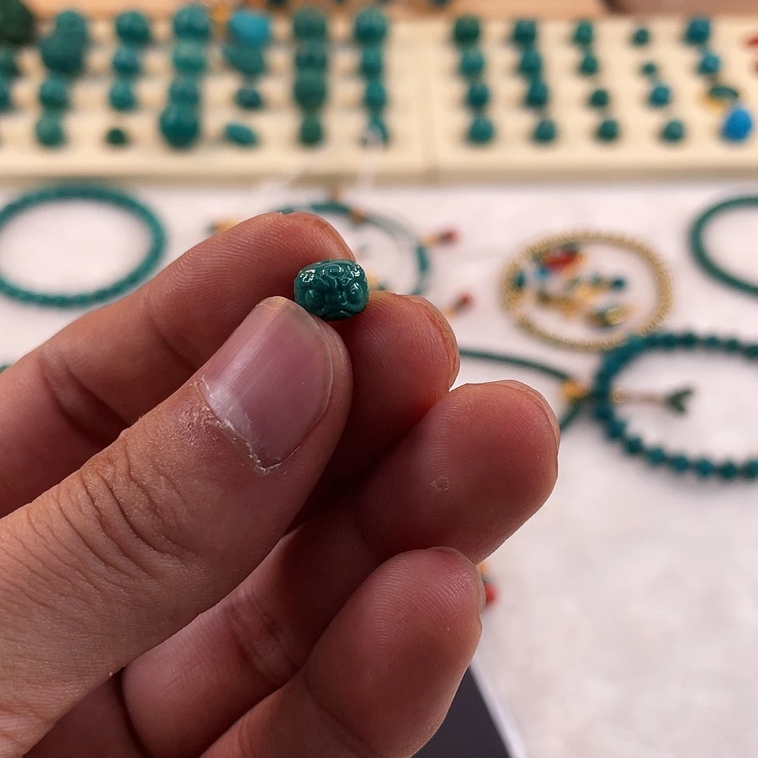 绿松石未镶嵌耳饰