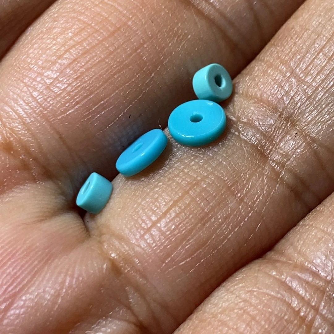 一***茶绿松石未镶嵌配饰配饰