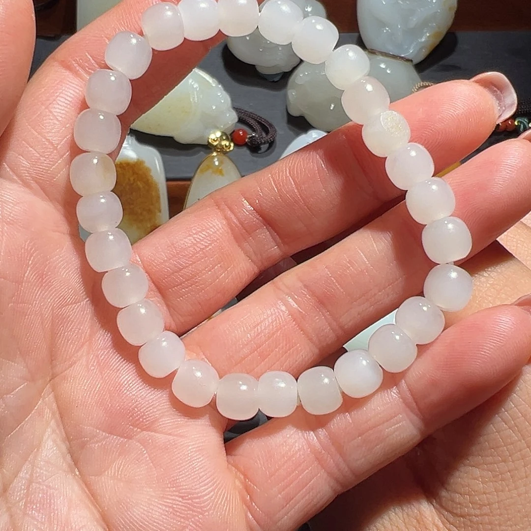 和田玉未镶嵌手串