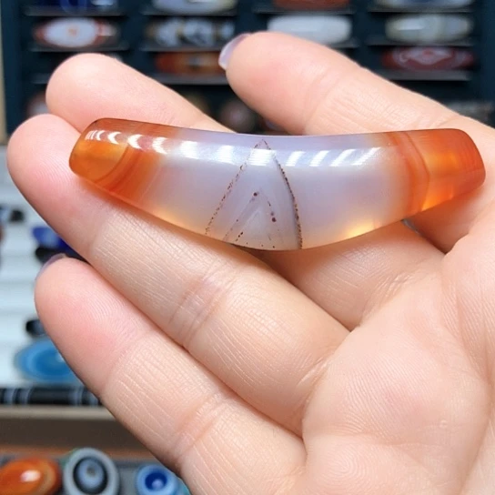 未镶嵌颈饰玛瑙/玉髓