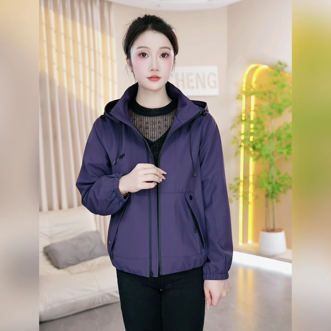 新款秋季女士洋气百搭时尚休闲韩版减龄短款连帽宽松派克服外套