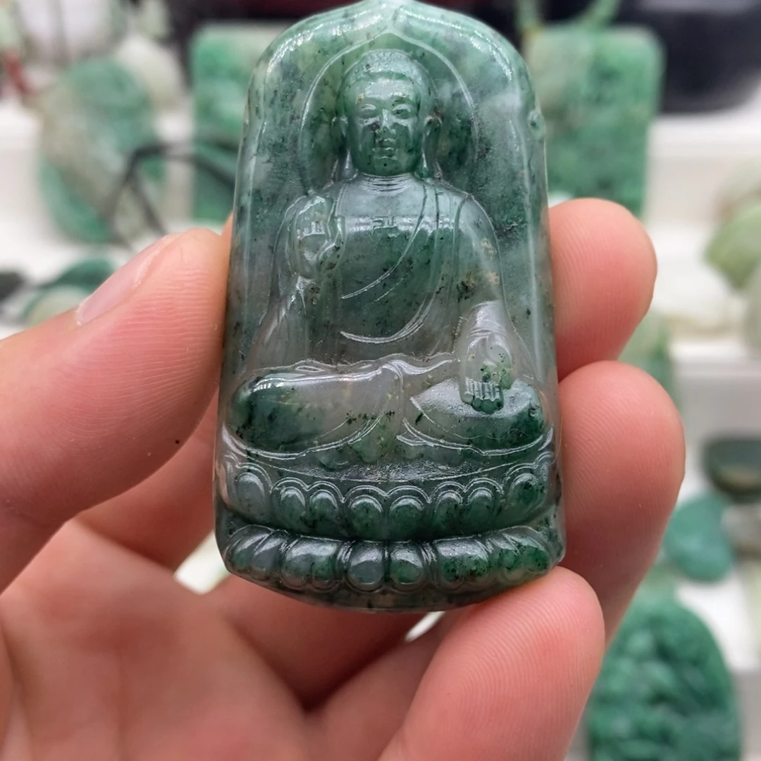 独山玉未镶嵌颈饰