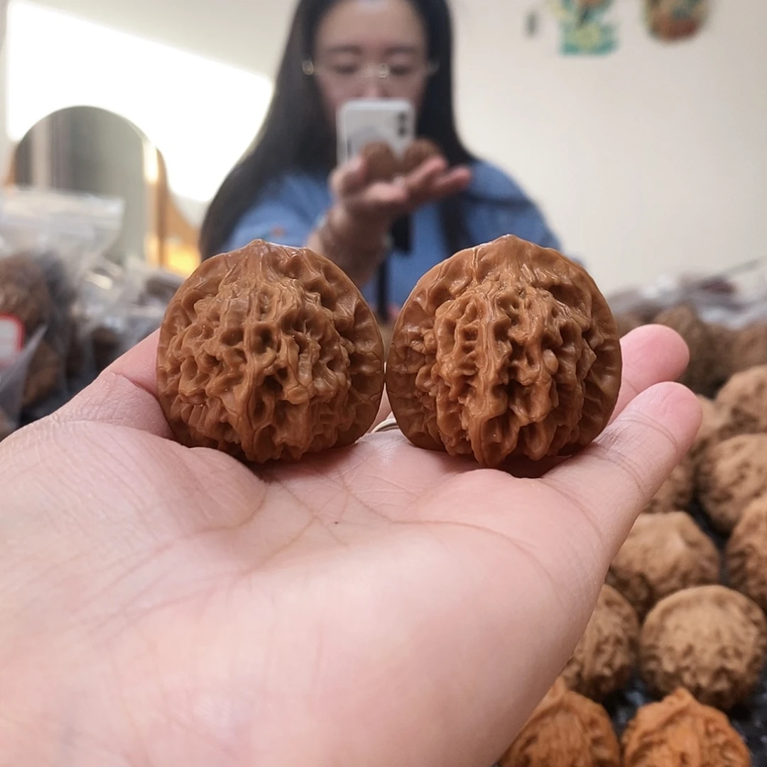 桃核吊坠秦闷37微色差