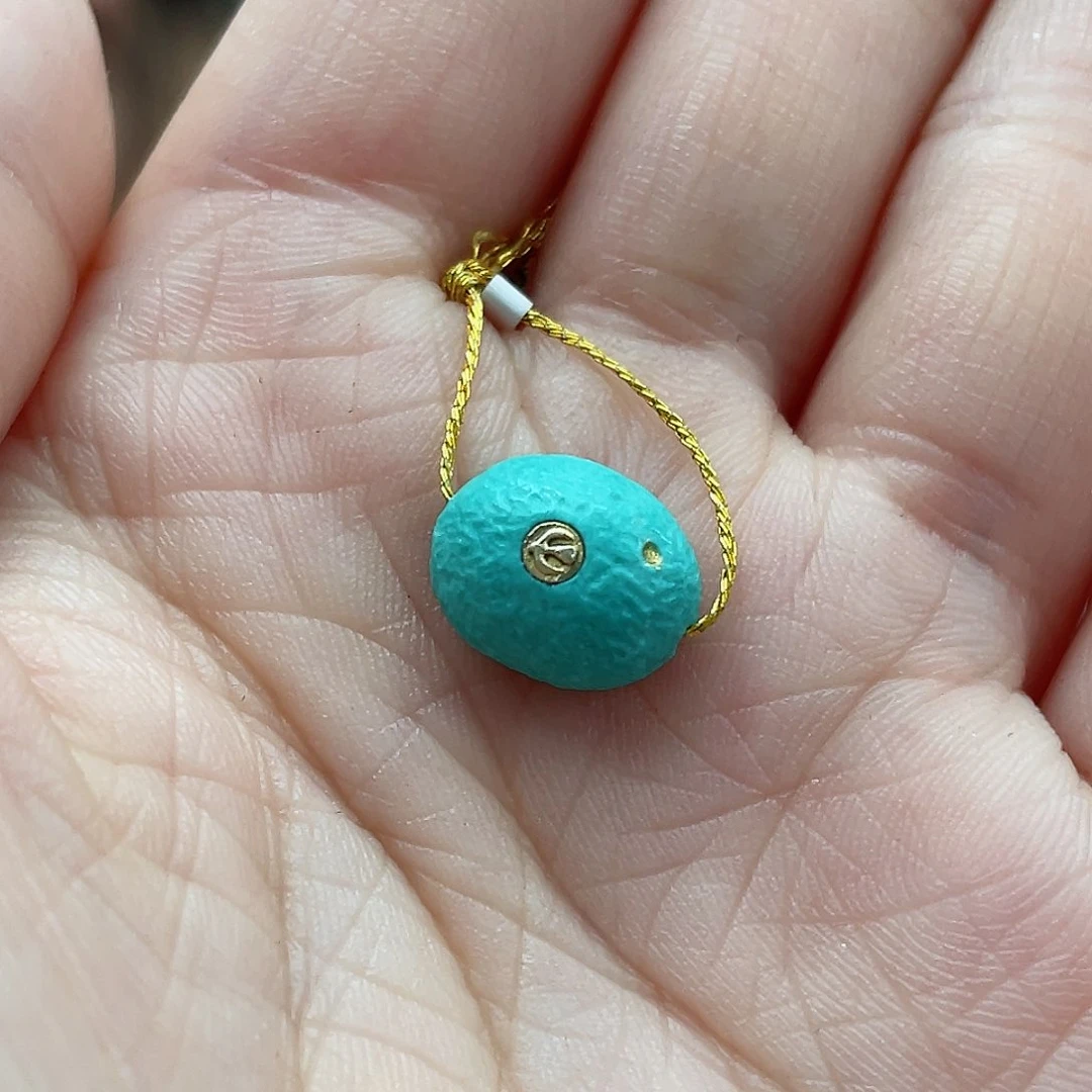 绿松石颈饰未镶嵌