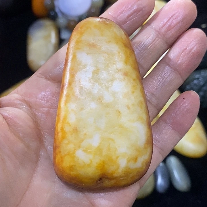 和田玉（糖玉）未镶嵌挂件