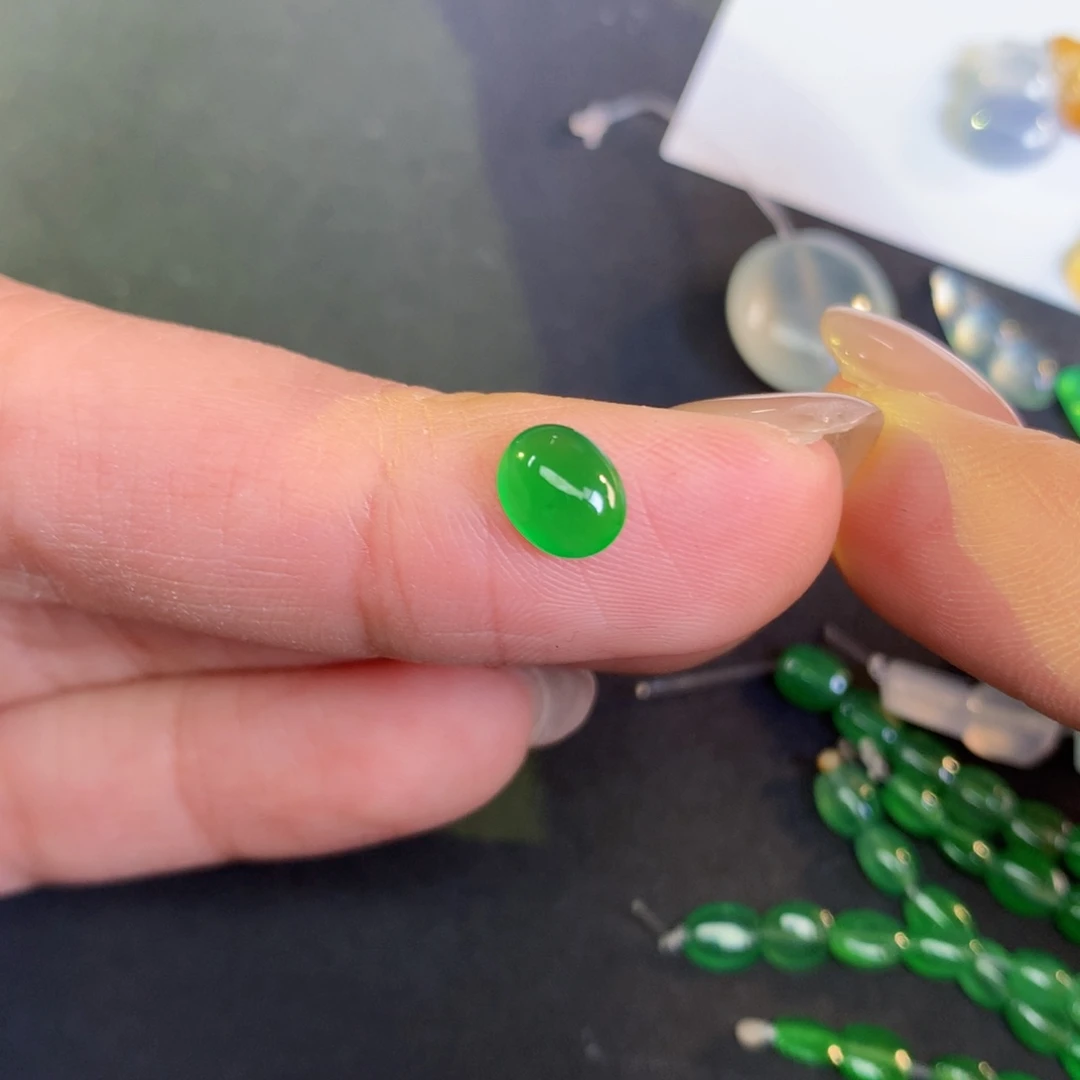 翡翠裸石6.94-5.55-2.8