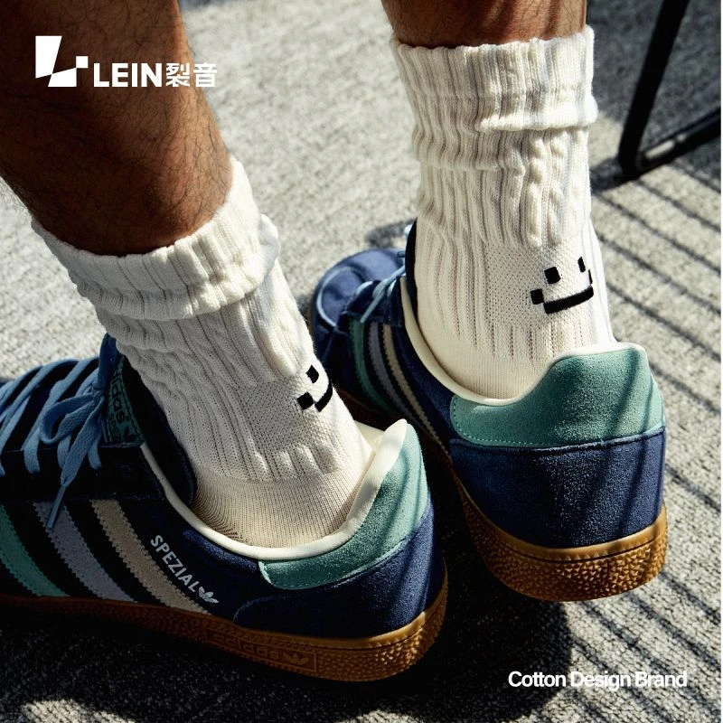 LEIN裂音日系潮袜秋冬季男生袜子刺绣笑脸堆堆袜中筒袜防臭长袜男