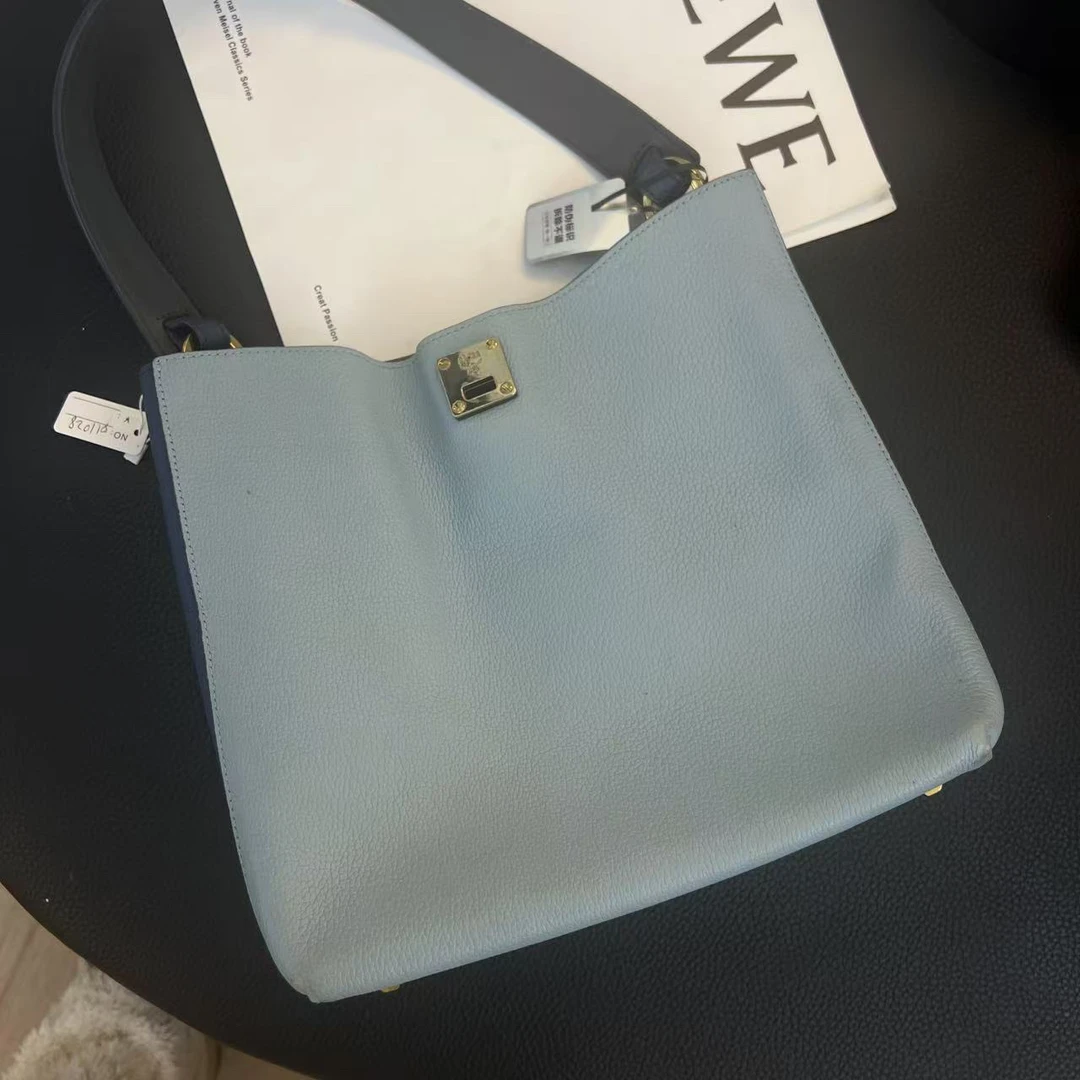 95新 MCM 大麦中古/mcm雾霾蓝斜挎包/斜挎包