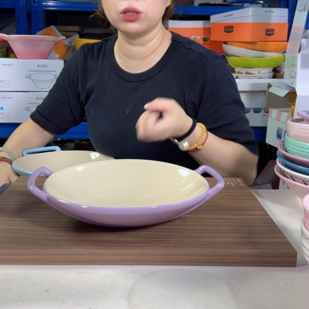 陶瓷紫色双耳盘子