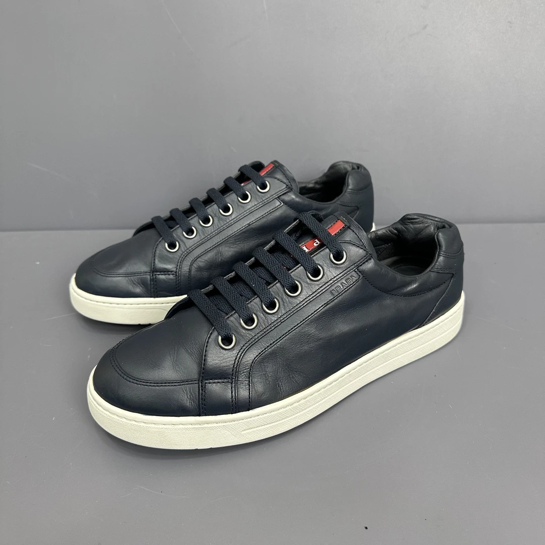 95新 Prada/普拉达 41.5码 prada 低帮时尚休闲板鞋成色新内长275