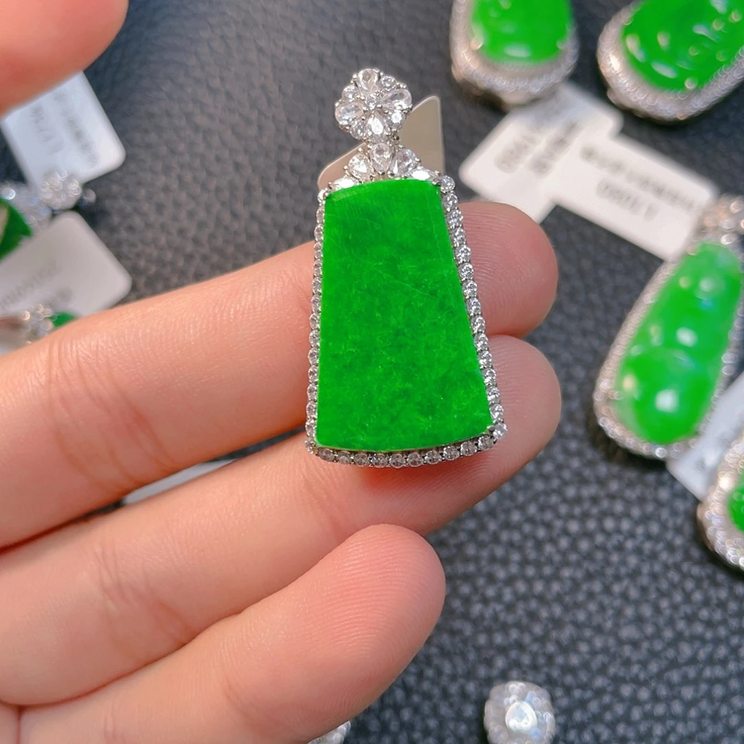 【闪购商品】翡翠银S925镶嵌吊坠(不含链)