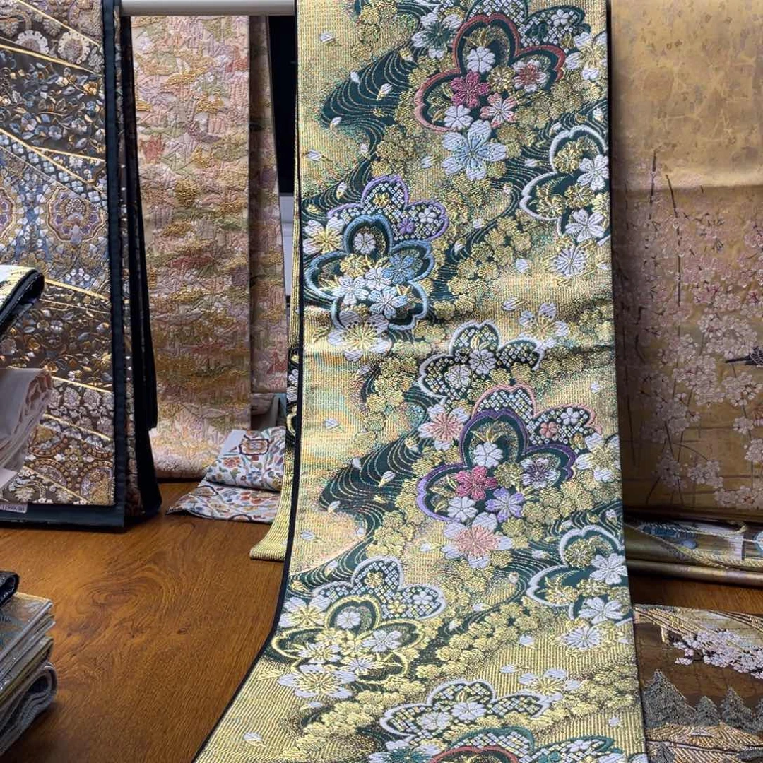 织绣彩金彩金彩金