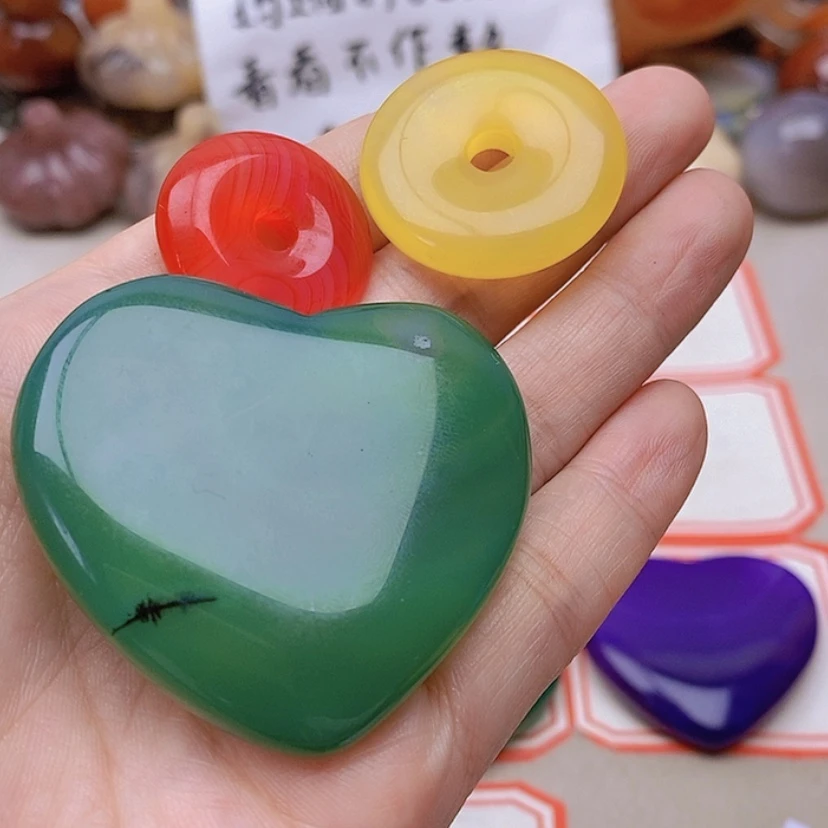 【闪购商品】未镶嵌玛瑙/玉髓珠宝半成品心****妈