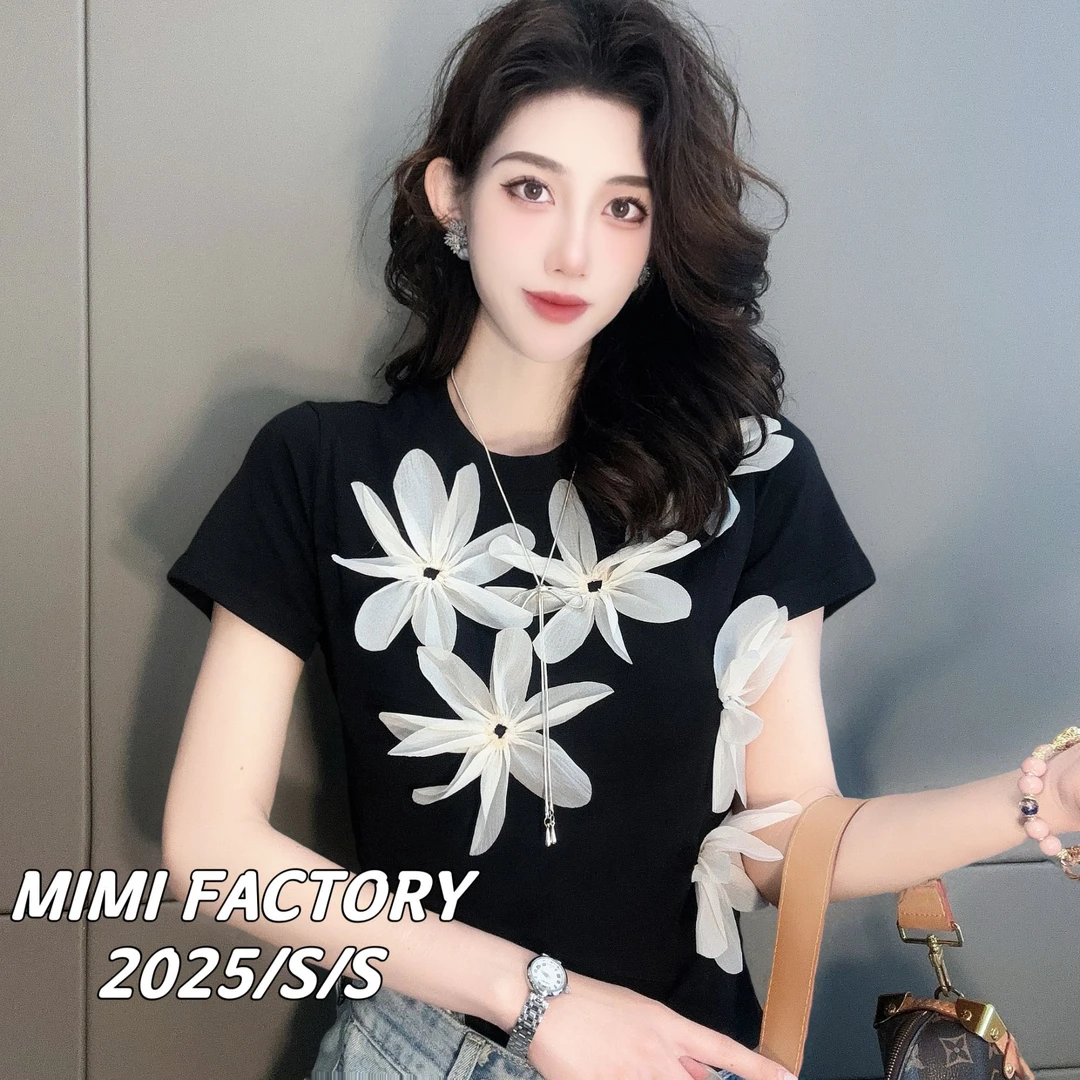 2025新款短袖 小心机设计感立体花朵短袖T恤女显瘦上衣4588