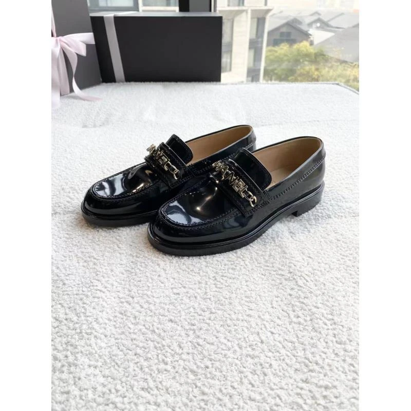 95新 Chanel/香奈儿   yz002 黑色漆皮logo乐福鞋 35.5码