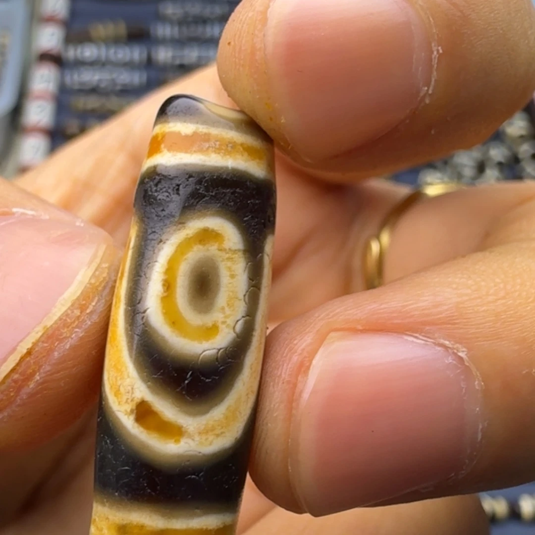 宽***福玛瑙/玉髓散珠仿至纯