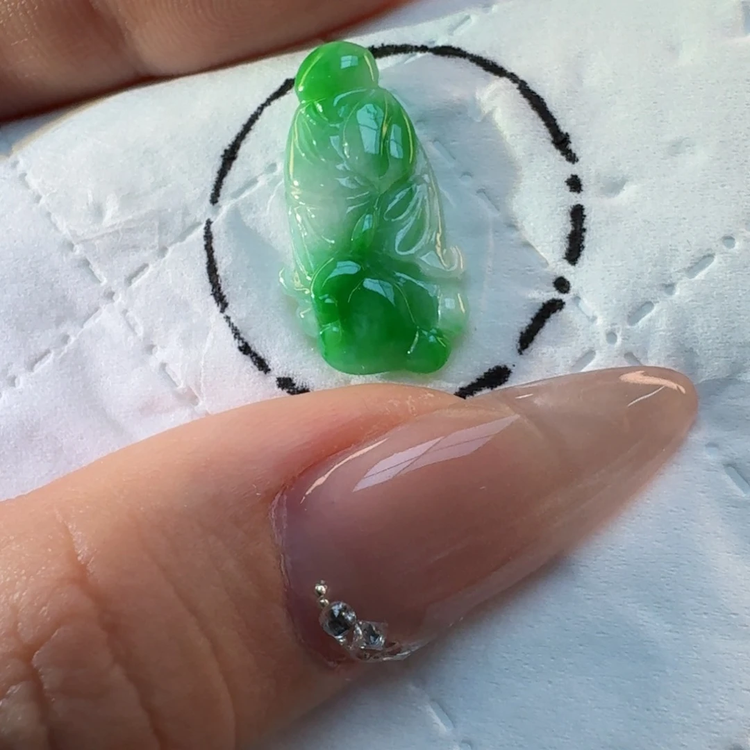 翡翠颈饰未镶嵌吊坠