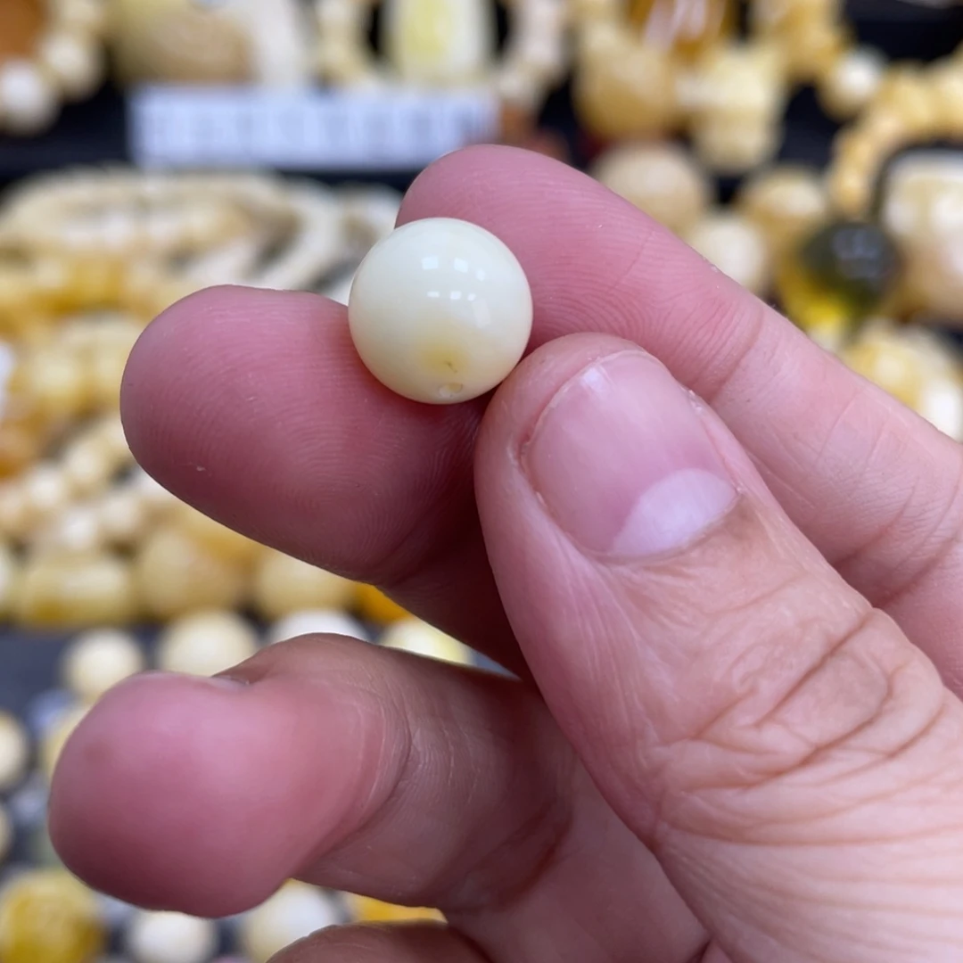 琥珀珠宝奇石未镶嵌10.9mm皮色 白花