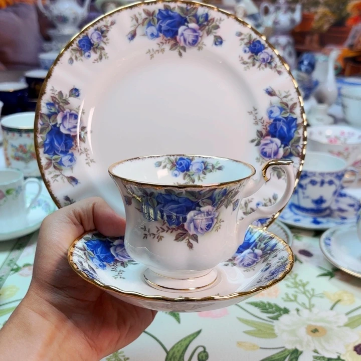 摆件欧洲中古瓷器编号27