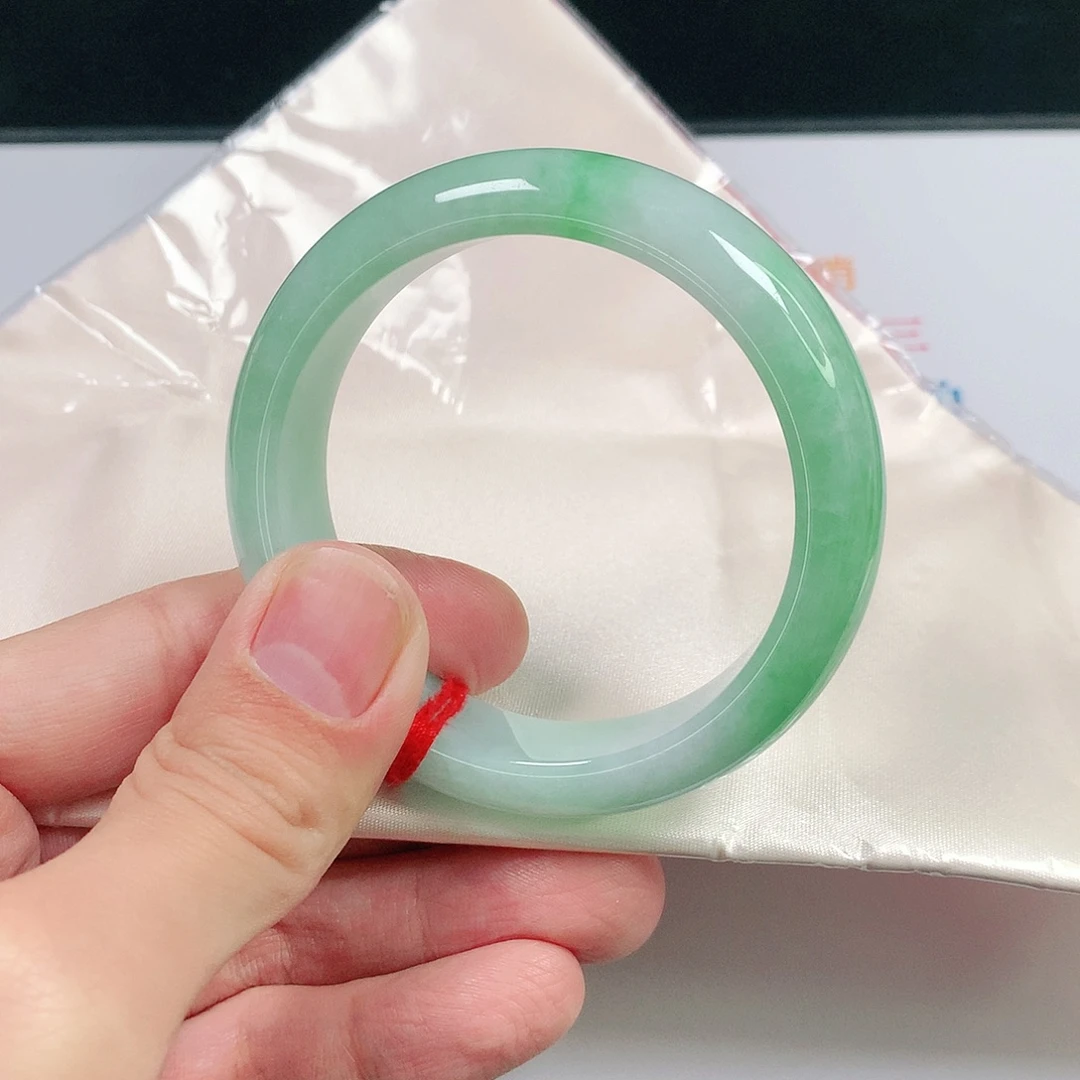 翡翠未镶嵌手镯翡翠1957