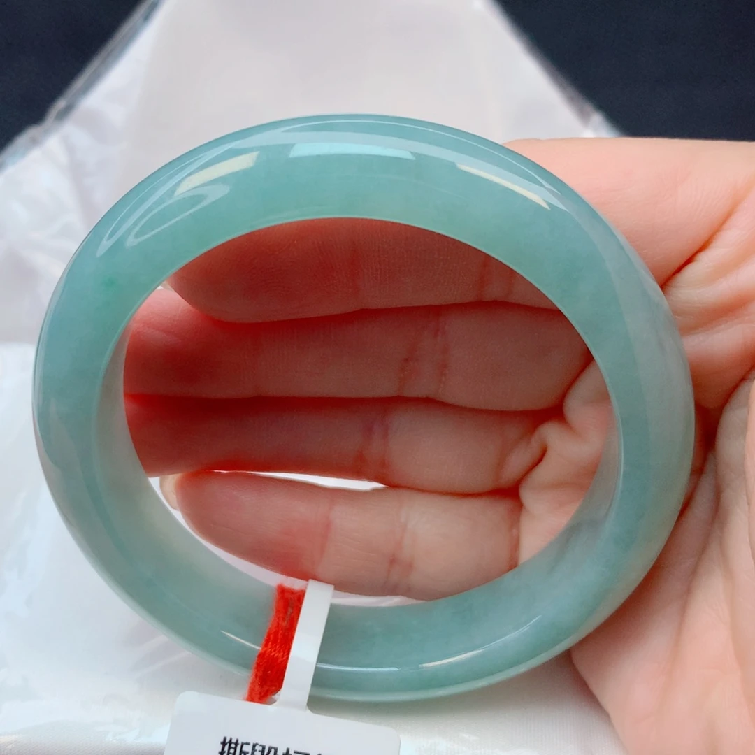 翡翠未镶嵌手镯53-54糯冰蓝底