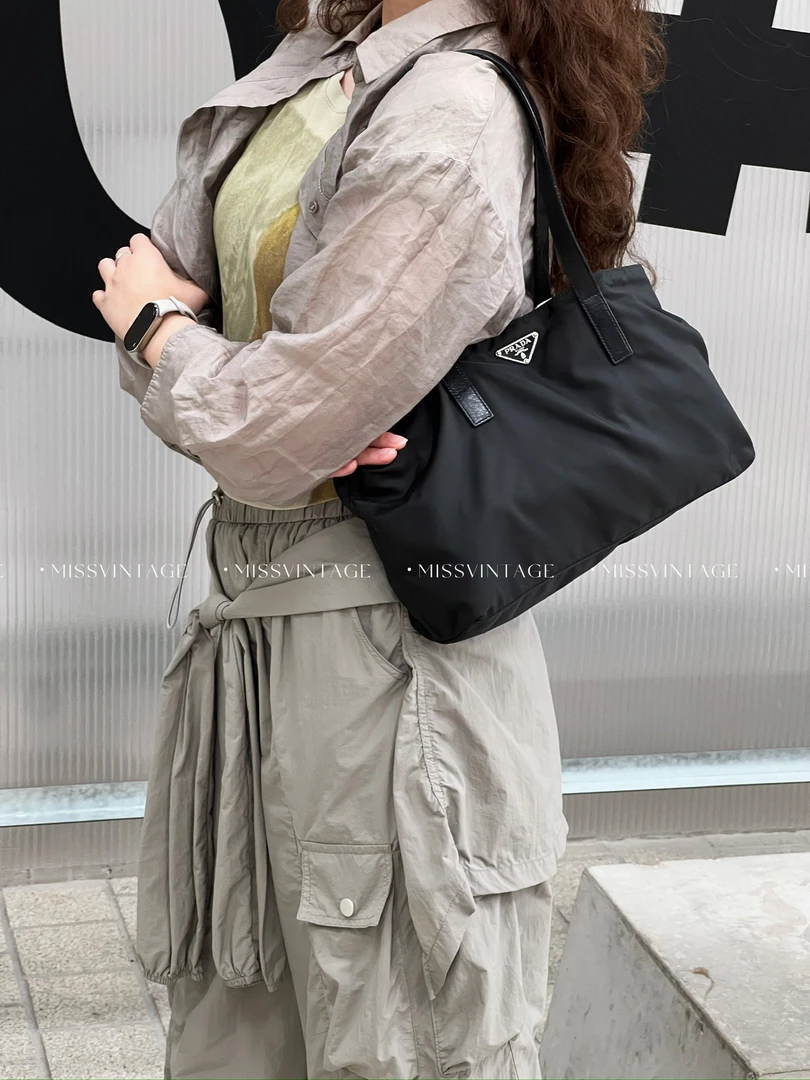 95新 Prada/普拉达 觅时/三角标托特/114041中古
