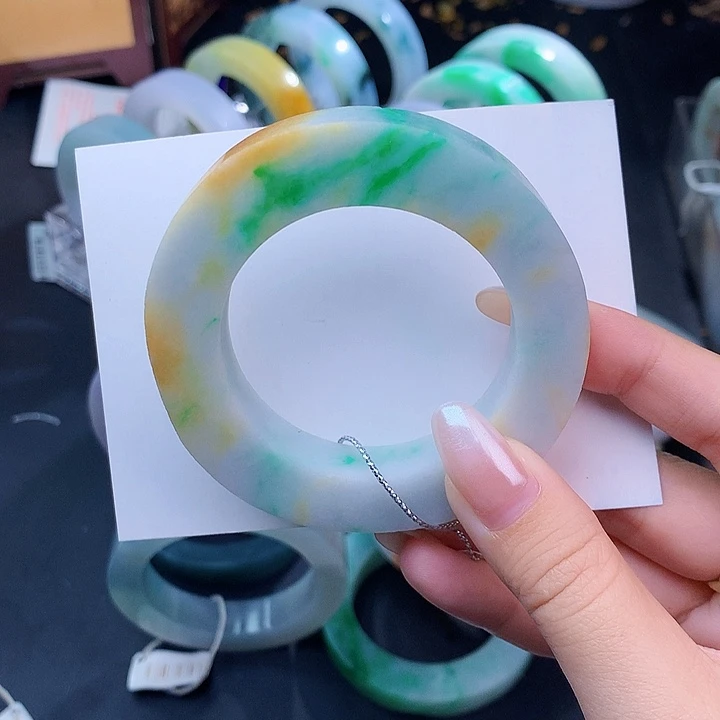 定制翡翠未镶嵌黄加绿