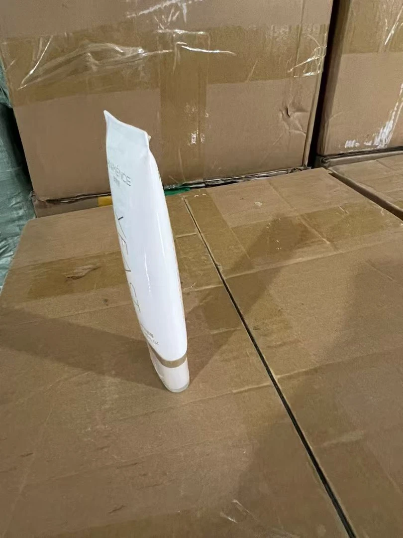 酵母精华植萃洁面膏