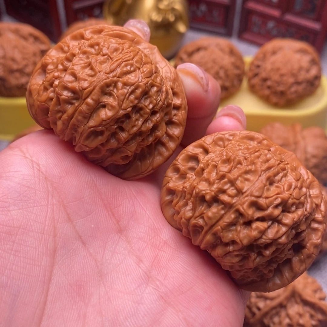 文玩核桃把件血麒麟 高端毕业对 46全品