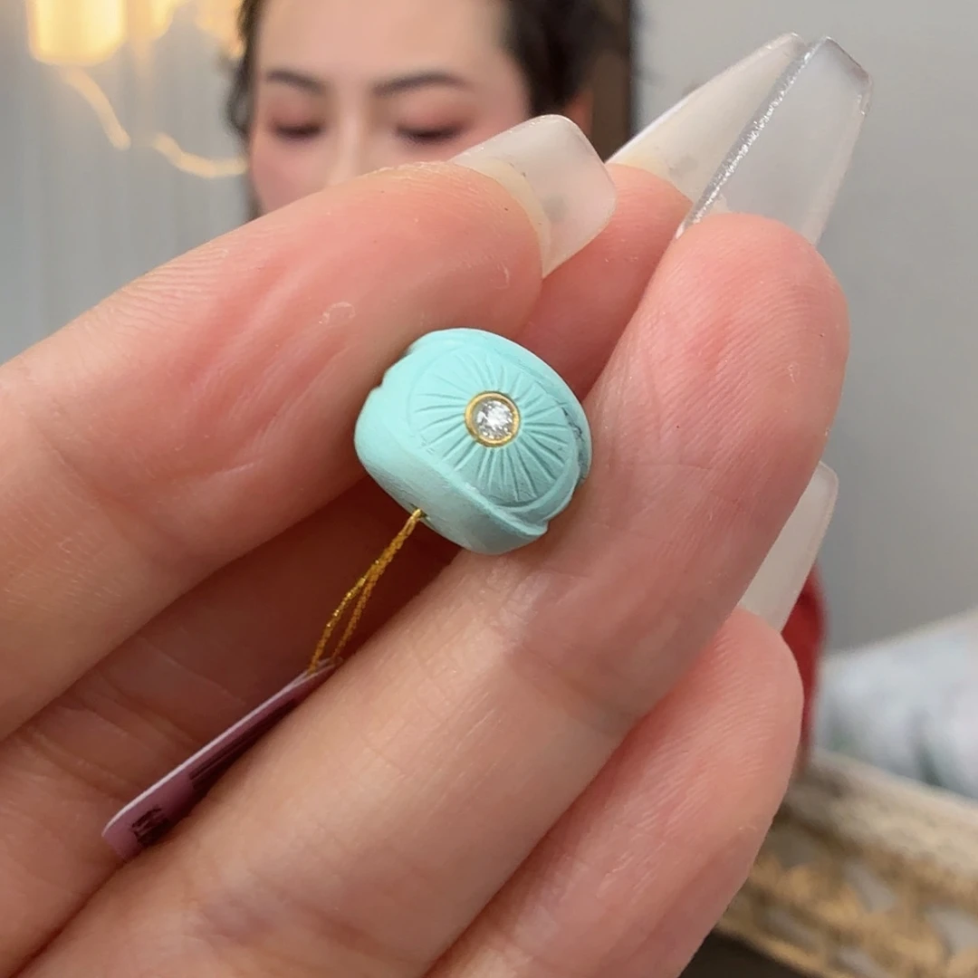 绿松石未镶嵌珠宝奇石