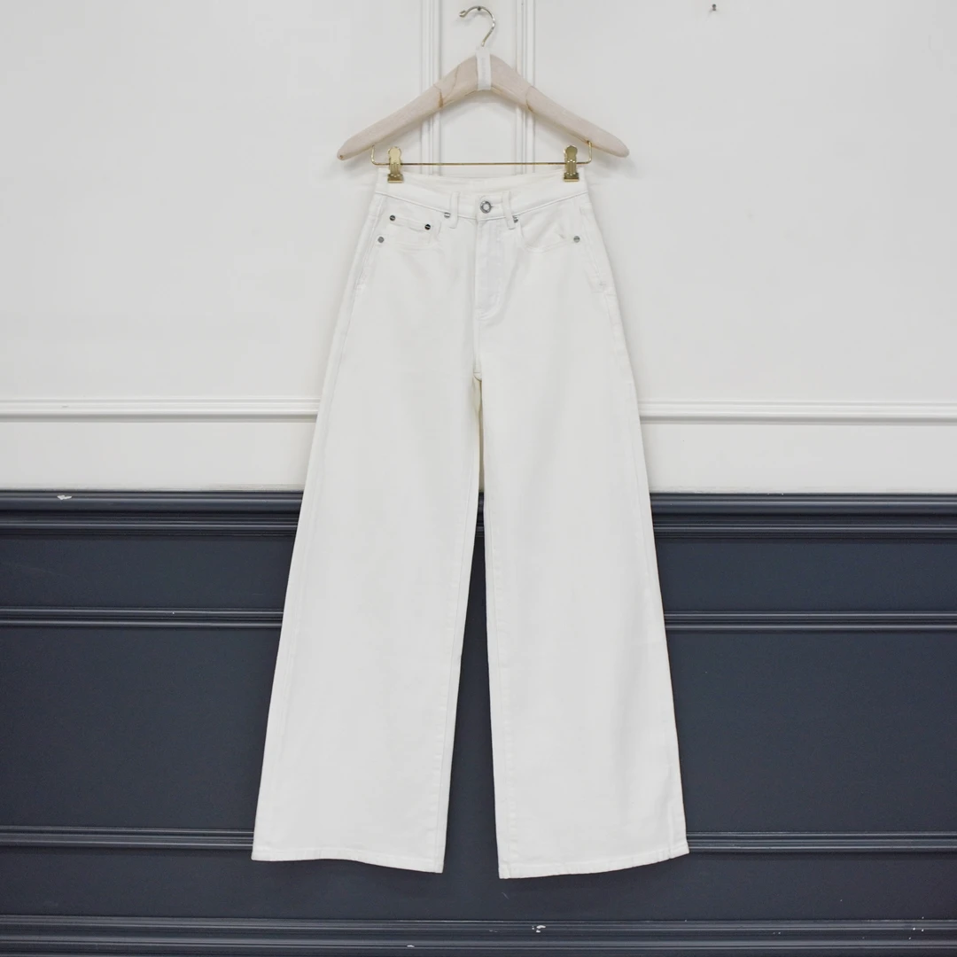 【壁虎姐】GECKO2025春季新款 白色简约纯色水洗舒适亲肤直筒牛仔裤