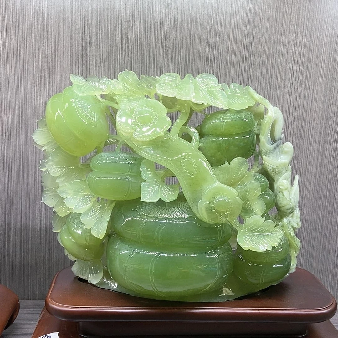 【闪购商品】蛇纹石玉（覆膜）未镶嵌珠宝奇石