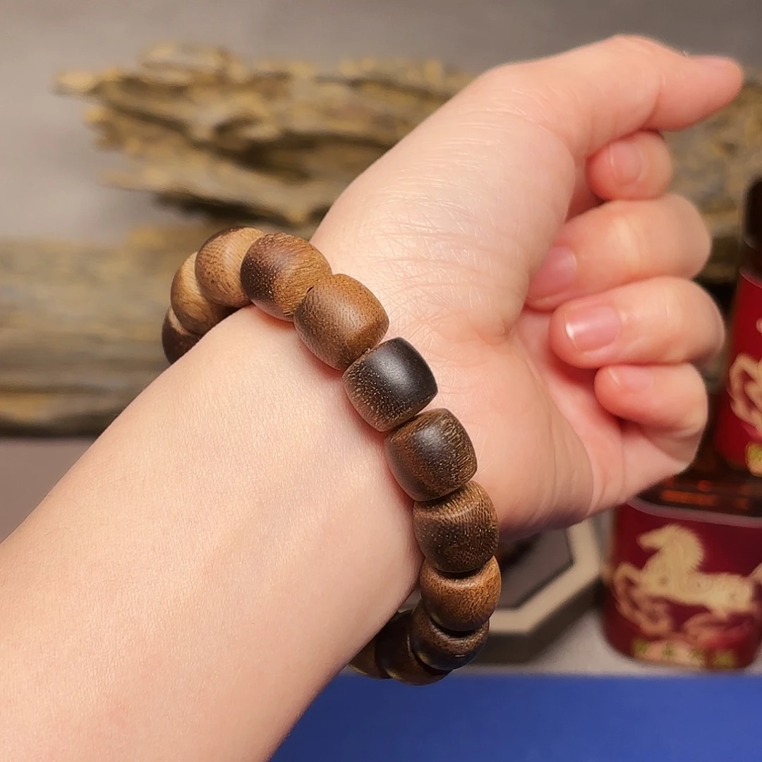 沉香手串越南芽庄绿棋楠石化料瘤疤1.2×1.3