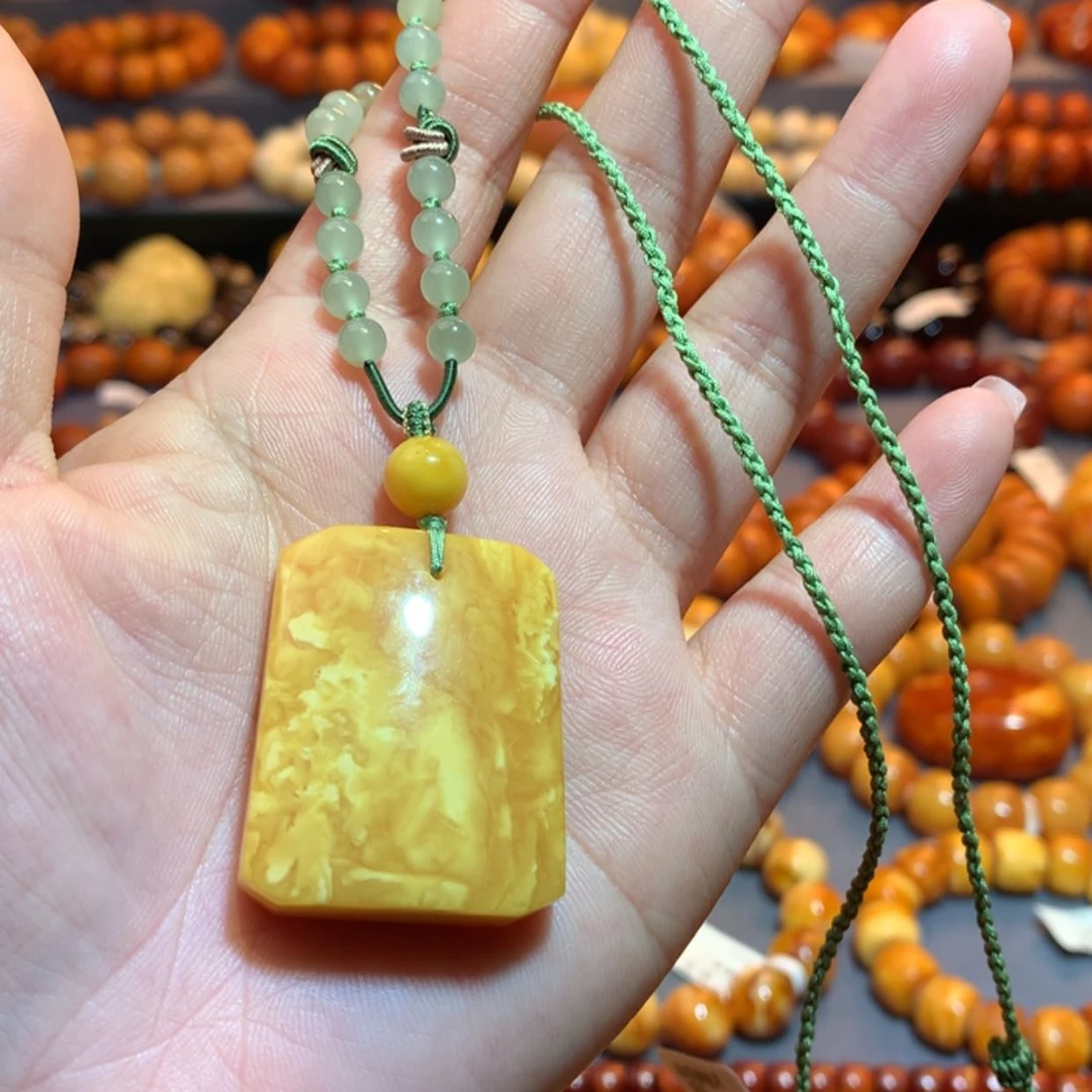 【闪购商品】未镶嵌吊坠(赠链)蜜蜡