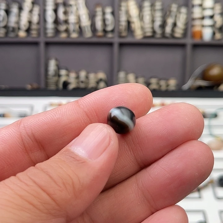 玛瑙/玉髓颈饰未镶嵌玛瑙条纹