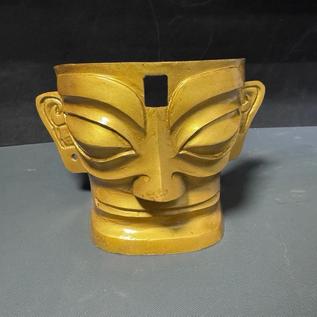复古三星堆面具高度12厘米，家居摆件，仿古青铜器