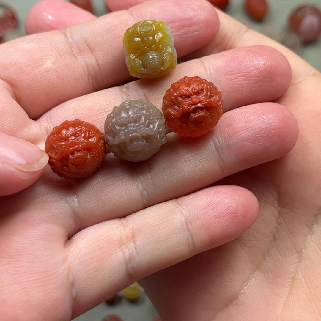 未镶嵌配饰南红玛瑙