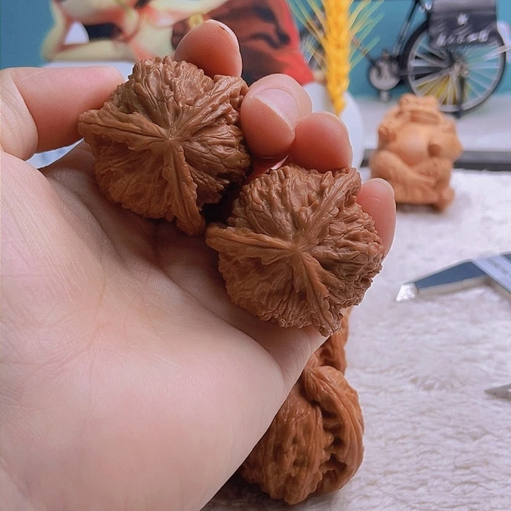 把件文玩核桃t***y三棱