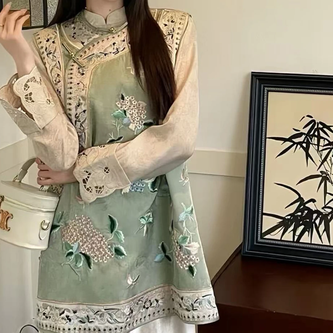 新中式高级感国风女装斜襟盘扣刺绣外穿马甲上衣