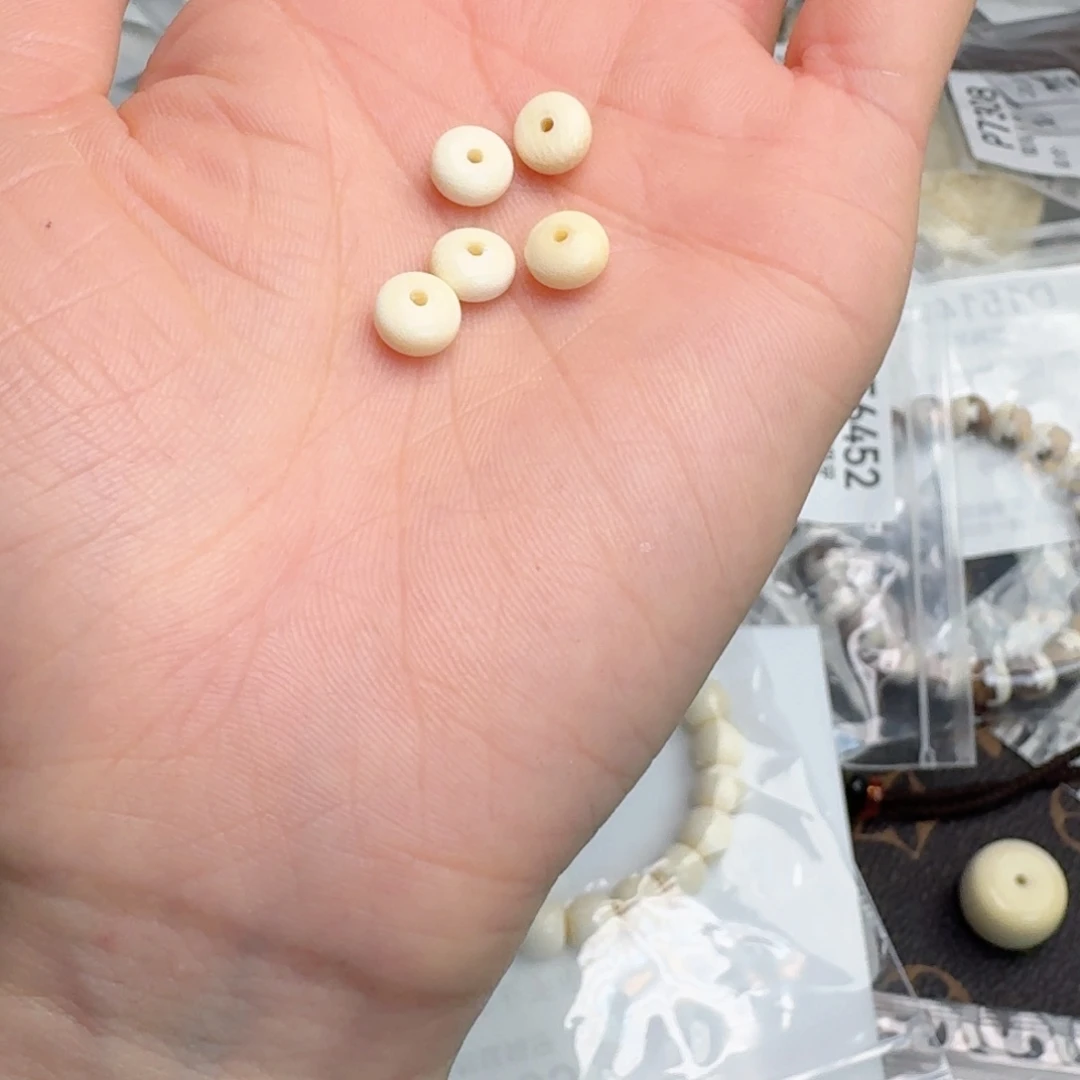 柏香籽/百香籽吊坠猛犸