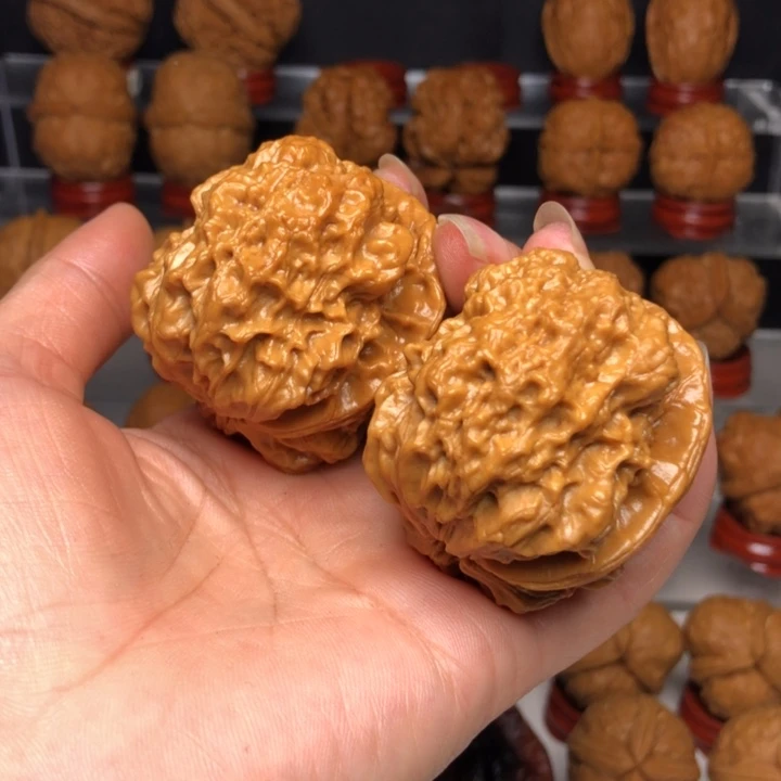 吊坠文玩核桃33圣元狮王